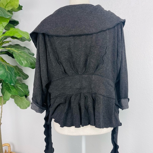 Theory Grey Ruffle Cape Off Shoulder Wrap Cardigan Coat - Picture 6 of 7